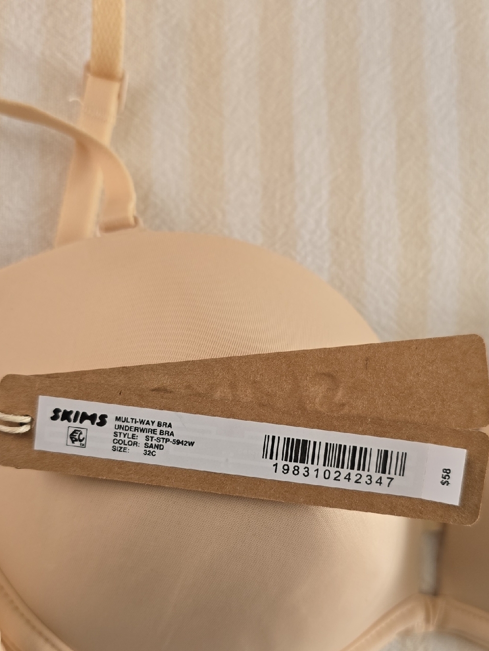 SKIMS Multi-way Bra Size:32C Sand - Picture 3 of 7